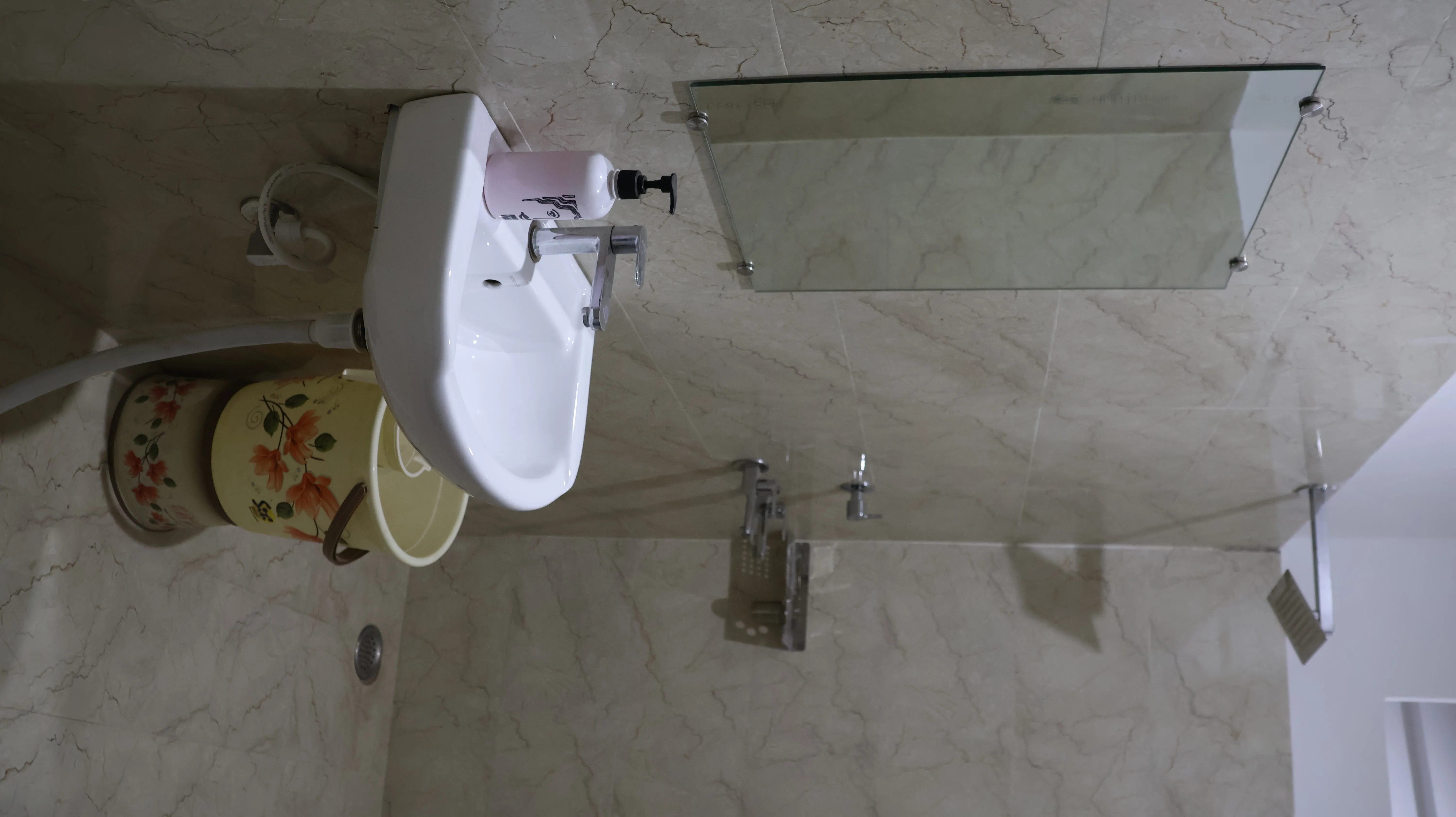 Room Image 4